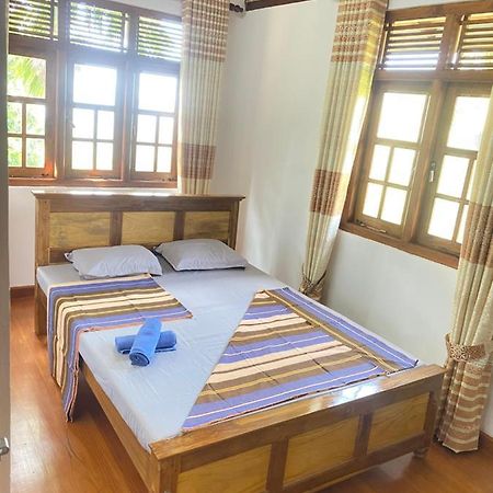 Happy Feet Diyaluma Bed & Breakfast Koslanda Екстериор снимка
