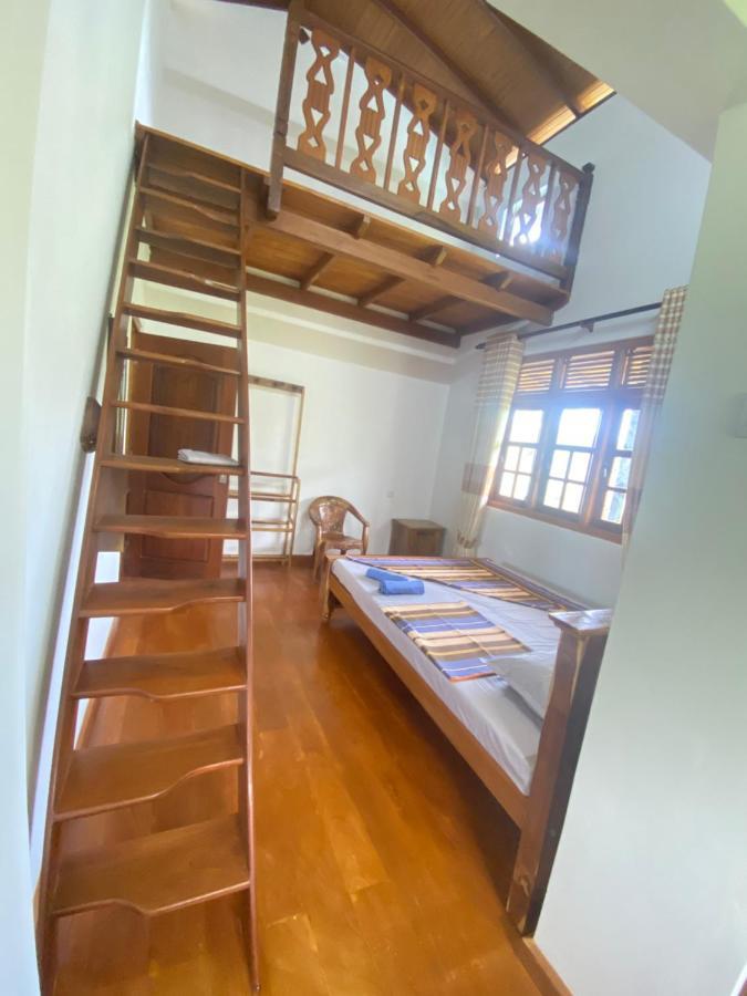 Happy Feet Diyaluma Bed & Breakfast Koslanda Екстериор снимка