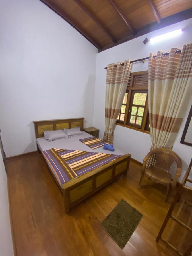 Happy Feet Diyaluma Bed & Breakfast Koslanda Екстериор снимка