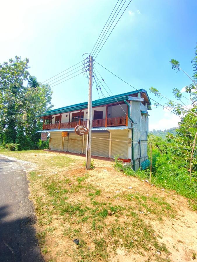 Happy Feet Diyaluma Bed & Breakfast Koslanda Екстериор снимка